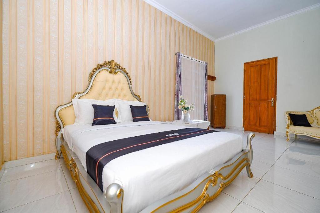 Guest House Gethsemane Salatiga Bagian luar foto