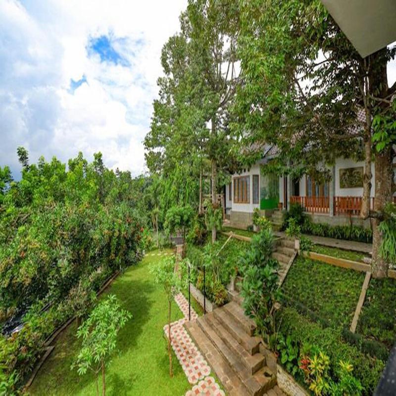 Guest House Gethsemane Salatiga Bagian luar foto