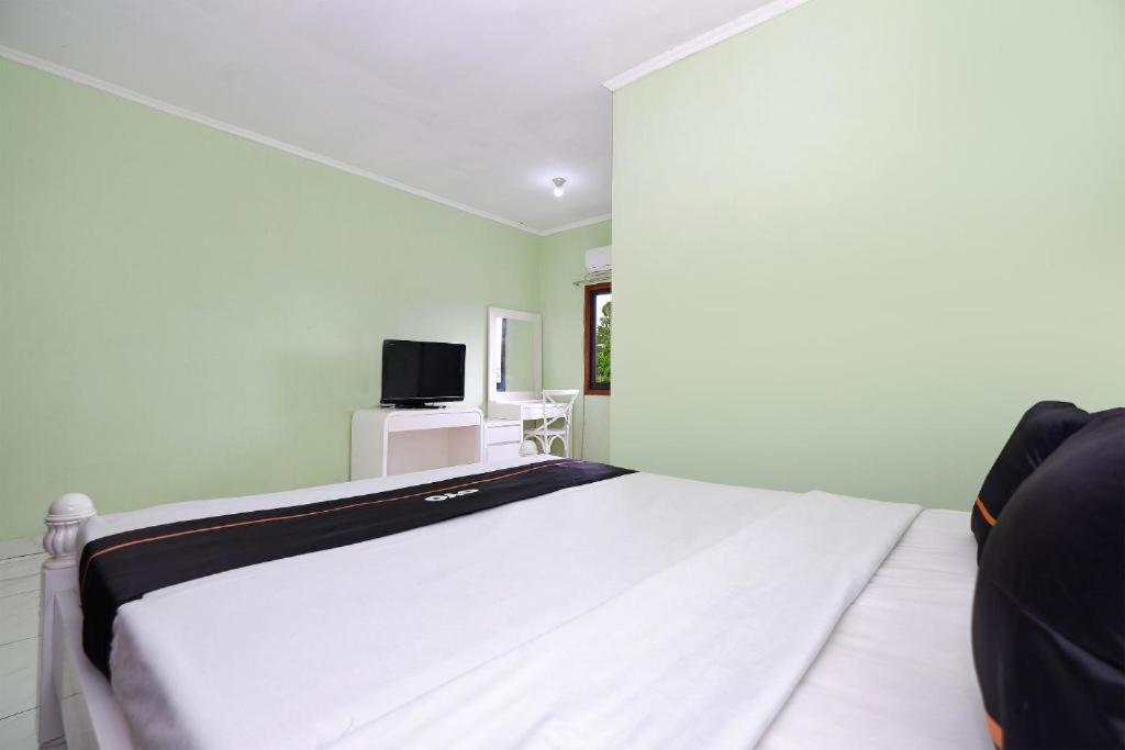 Guest House Gethsemane Salatiga Bagian luar foto